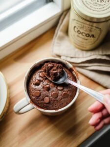 Read more about the article Late-Night Craving Fix: Extra Fudgy Chocolate Mug Cake in a Mug