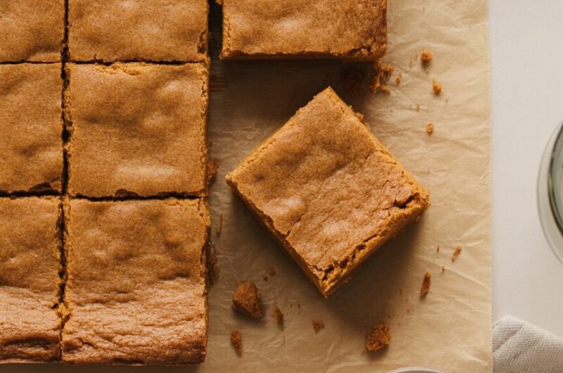 Chewy Pumpkin Spice Cookie Bars (Easy Fall Dessert)