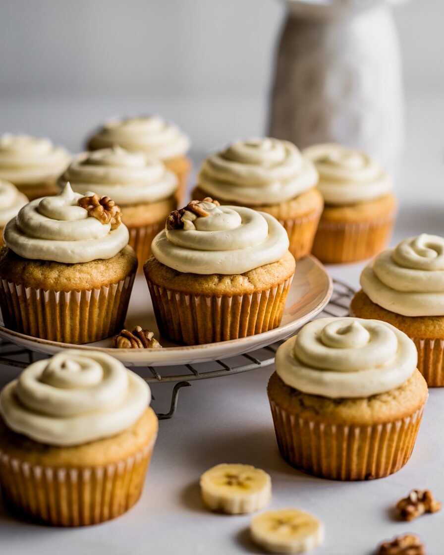 Read more about the article The Banana Cupcakes Recipe