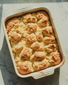 Read more about the article Lemon Cream Cheese Dump Cake Recipe