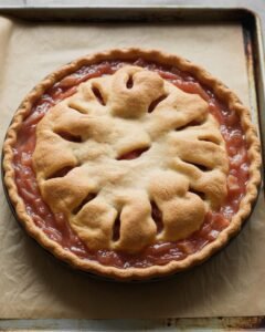 Read more about the article Old-Fashioned Rhubarb Pie Recipe