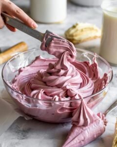 Read more about the article Blackberry Buttercream Recipe