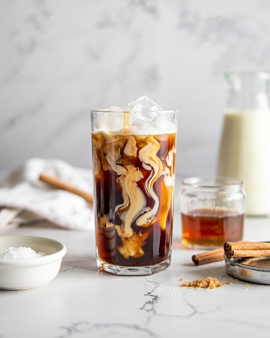 Read more about the article Homemade Iced Brown Sugar Latte Recipe