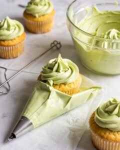 Read more about the article Pistachio Buttercream Recipe