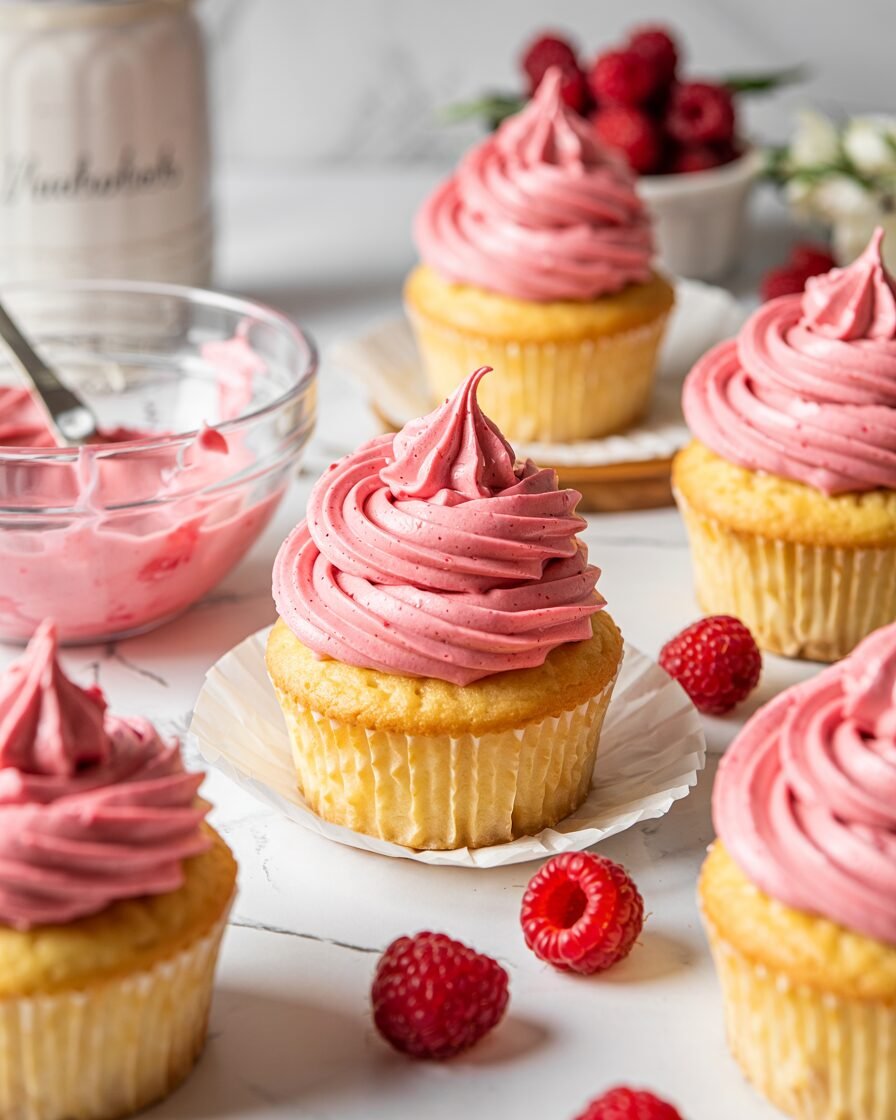 You are currently viewing Raspberry Buttercream Frosting Recipe