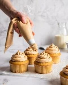Read more about the article Cookie Butter Frosting Recipe